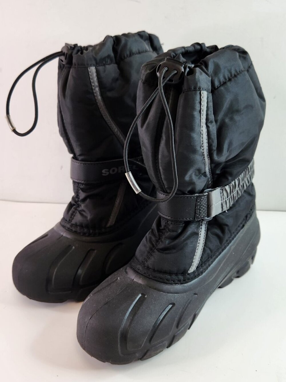 Sorel Flurry Youth Winter Boots Big Kids Size 5 Black / Gray